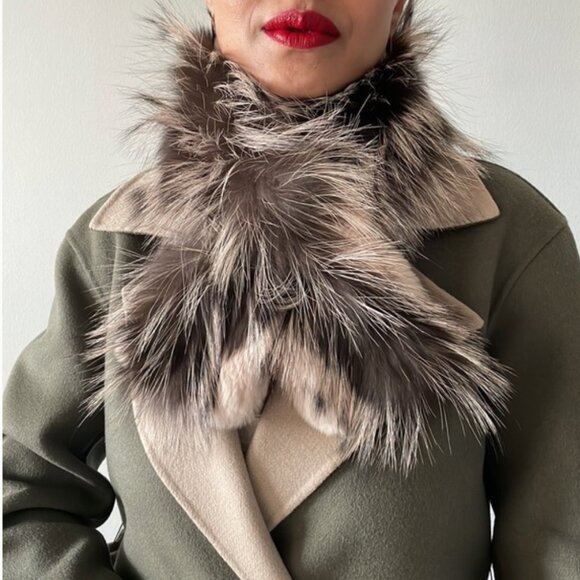 NWOT MaxMara Fur Scarf - Picture 2 of 12